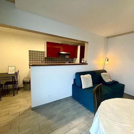 Maisonnette Des Douves Plein Centre 1 A 4 Voyageurs Malestroit Экстерьер фото